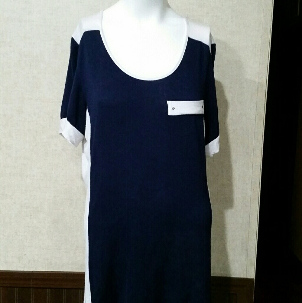 Navy & White Top by Claudia Richard Size Large